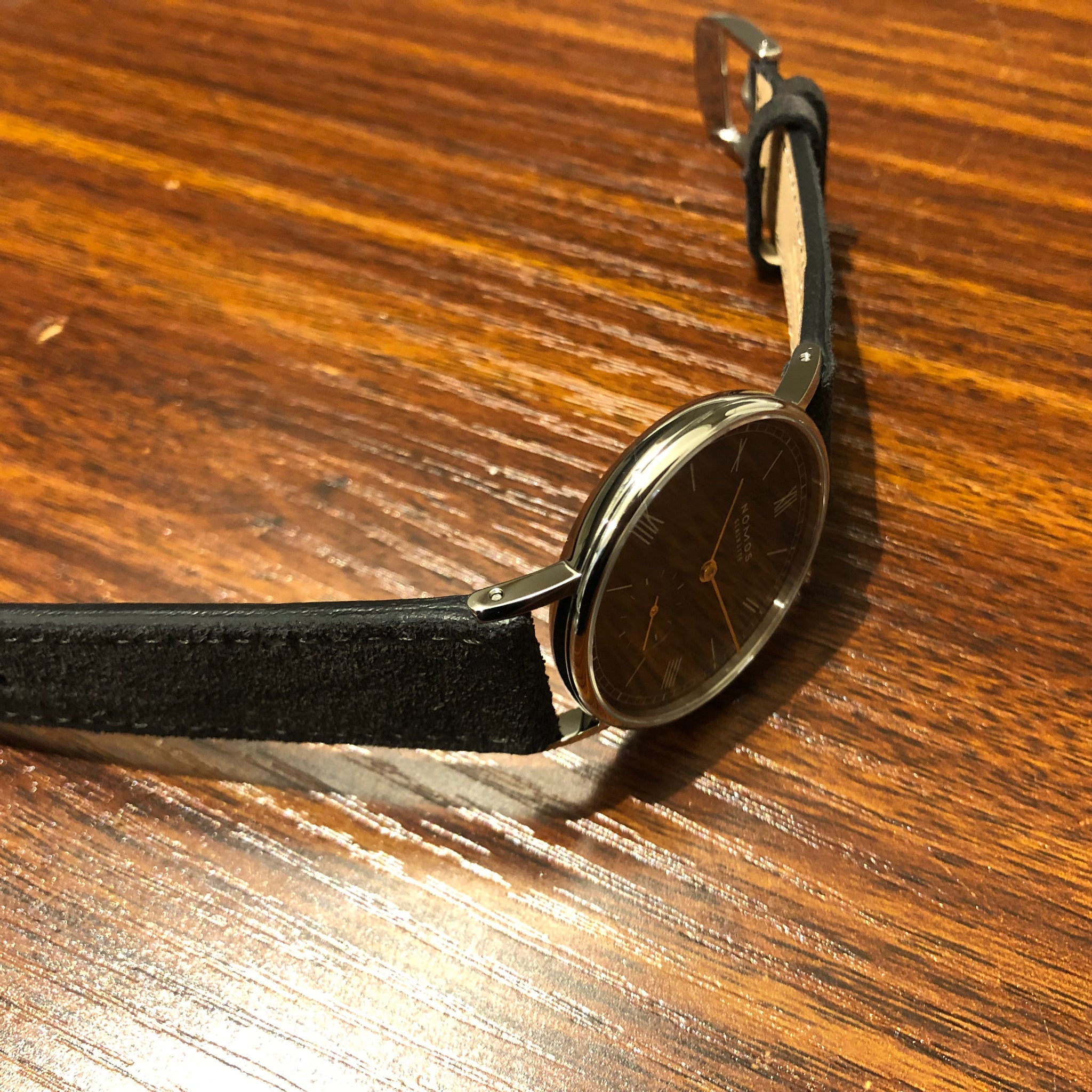 ノモスグラスヒュッテ ラドウィッグ33 ノワール