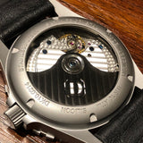 ダマスコ　アヴィエーター　自社製ムーブメント