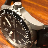 ダマスコ　アヴィエーター　自社製ムーブメント