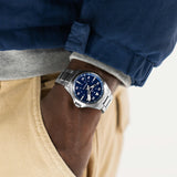 カーキ アビエーション H76305140